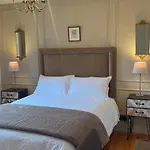 The Self Catering *